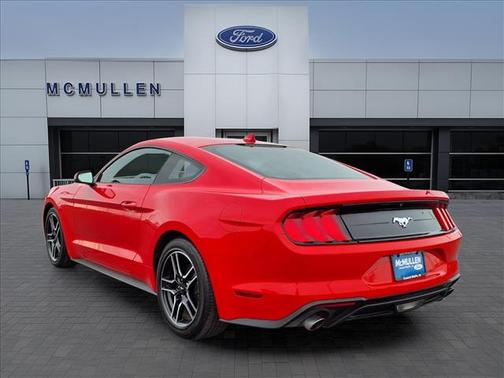 2022 Ford Mustang EcoBoost