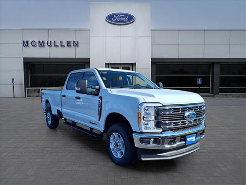 2026 Ford F-350 XLT