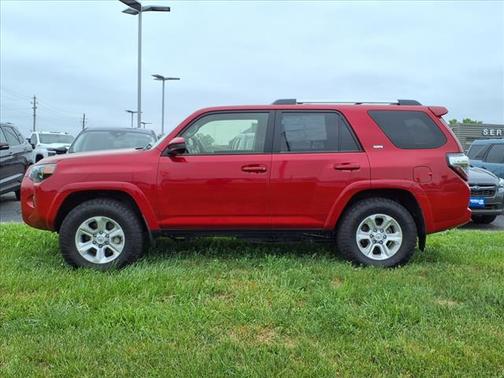 2022 Toyota 4Runner SR5