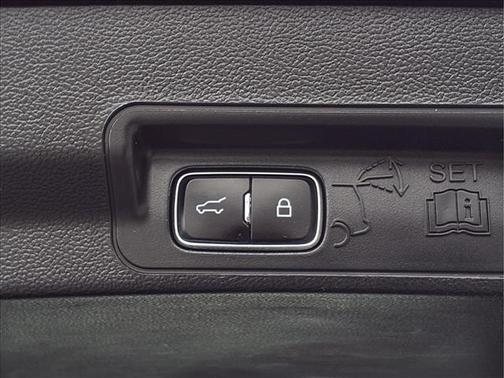 Agate Black Metallic 2023 Ford Explorer Platinum