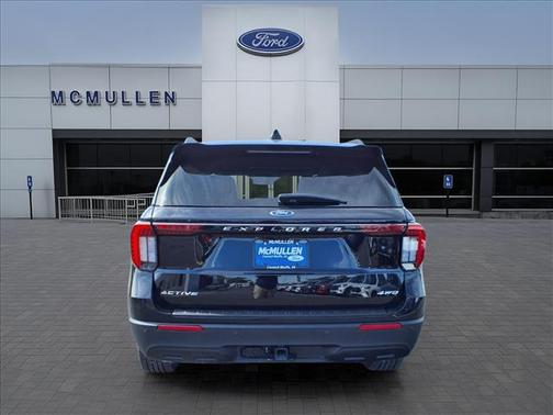 Agate Black Metallic 2026 Ford Explorer Active