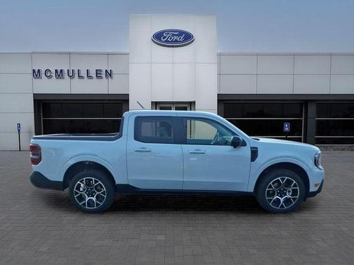 Space White Metallic 2026 Ford Maverick Lariat