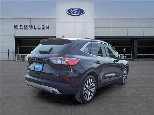 2020 Ford Escape Titanium Hybrid