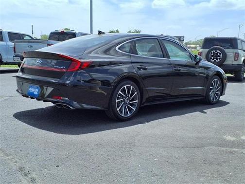 2020 Hyundai SONATA Limited
