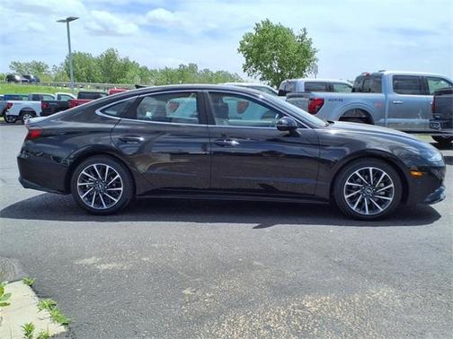 2020 Hyundai SONATA Limited