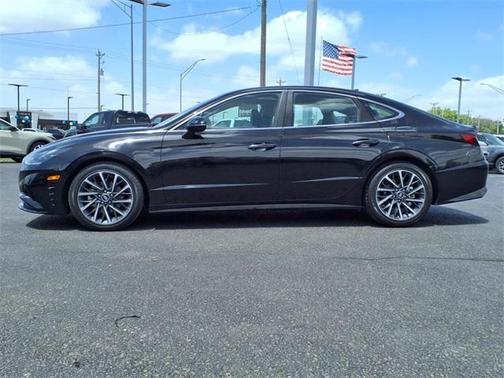 2020 Hyundai SONATA Limited
