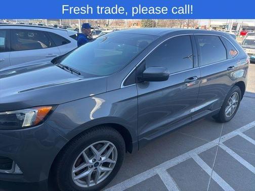 Carbonized Gray Metallic 2022 Ford Edge SEL
