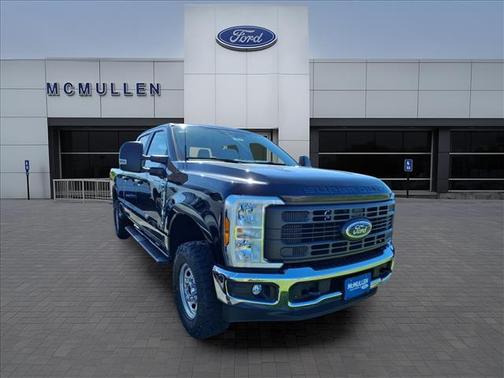 Agate Black Metallic 2026 Ford F-250 XL