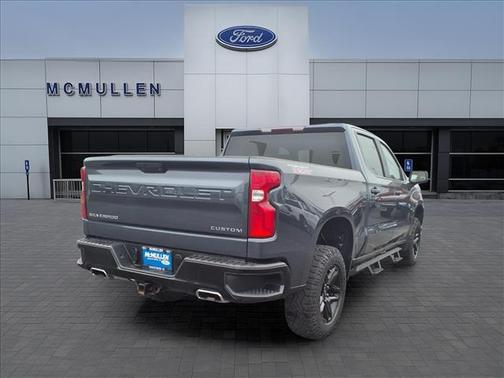Shadow Gray Metallic 2021 Chevrolet Silverado 1500 Custom Trail Boss