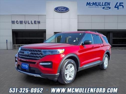 Rapid Red Metallic Tinted Clearcoat 2024 Ford Explorer XLT