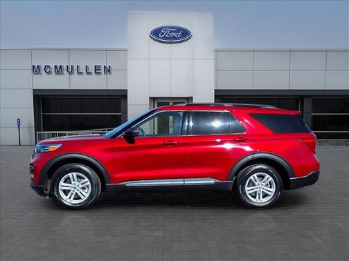 Rapid Red Metallic Tinted Clearcoat 2024 Ford Explorer XLT