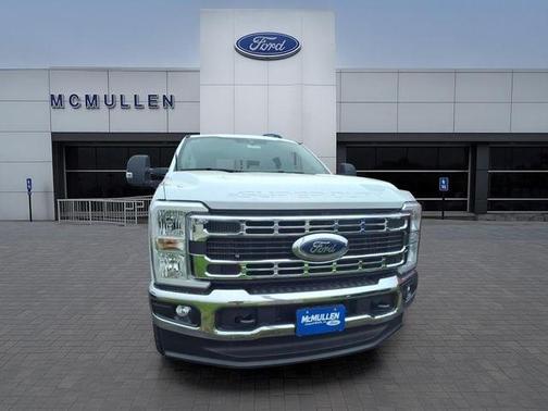 Oxford White 2026 Ford F-350 XLT
