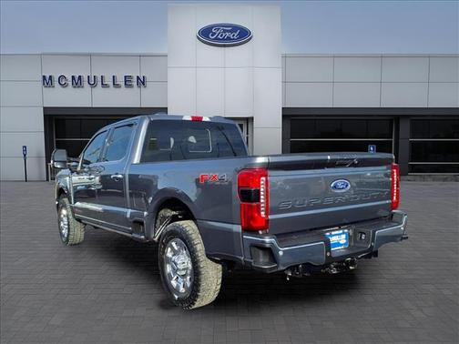 2023 Ford F-350 Lariat Super Duty