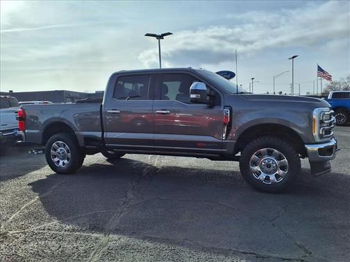 2023 Ford F-350 Lariat Super Duty
