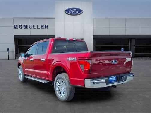 Ruby Red Metallic Tinted Clearcoat 2026 Ford F-150 XLT