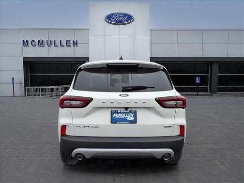 2026 Ford Escape Platinum