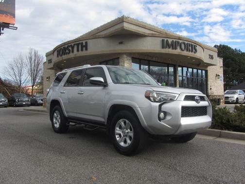 Classic Silver Metallic 2018 Toyota 4Runner SR5 Premium