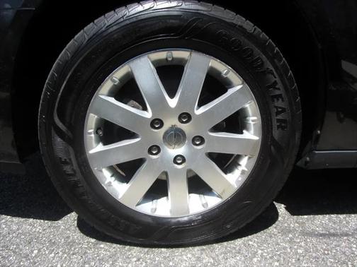 2011 Chrysler Town & Country Touring-L