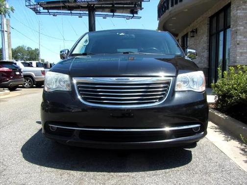2011 Chrysler Town & Country Touring-L