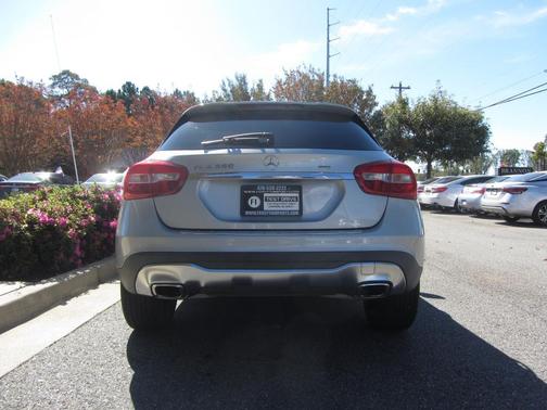 2018 Mercedes-Benz GLA 250 Base