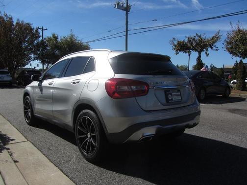 2018 Mercedes-Benz GLA 250 Base