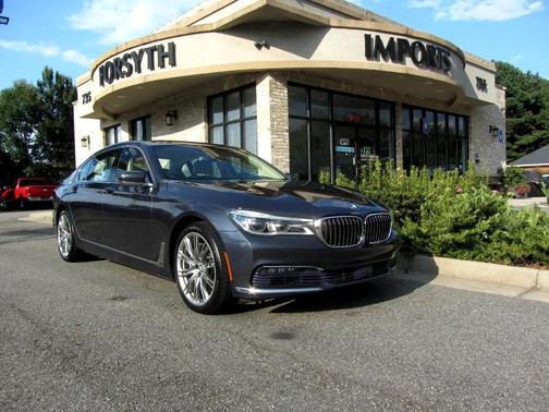 2016 BMW 750 I