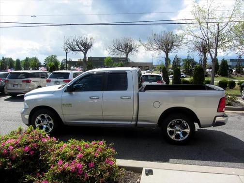 2015 RAM 1500 SLT