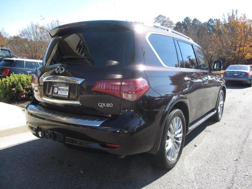 2016 INFINITI QX80 Base