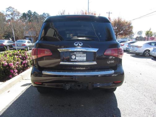 2016 INFINITI QX80 Base