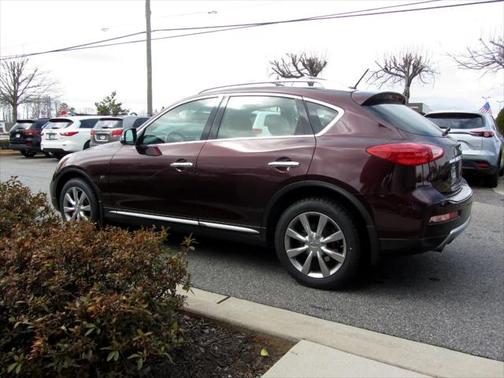 2017 INFINITI QX50 Base