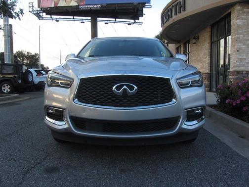 2018 INFINITI QX60 Base