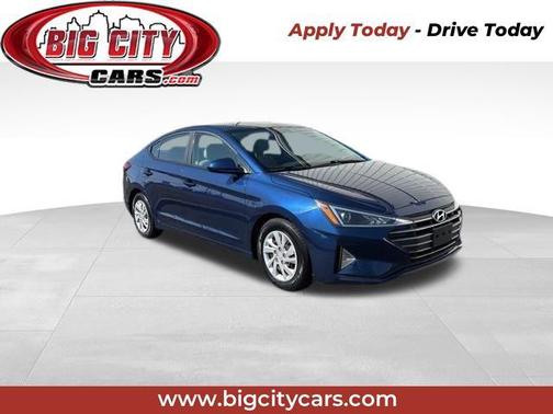2019 Hyundai ELANTRA SE