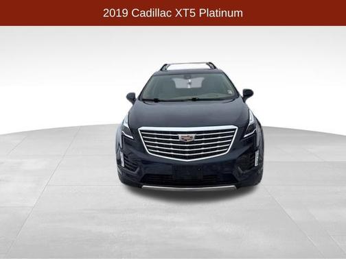 2019 Cadillac XT5 Platinum