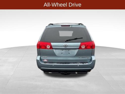 2009 Toyota Sienna XLE