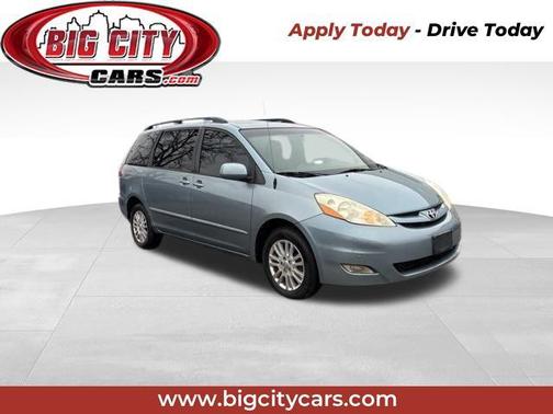 2009 Toyota Sienna XLE