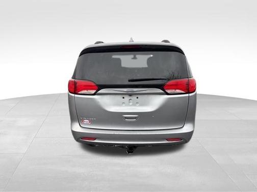 2020 Chrysler Voyager LXI