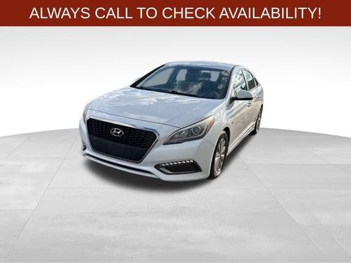 2017 Hyundai SONATA Hybrid SE