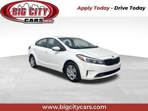 Clear White 2017 Kia Forte LX