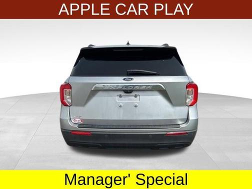 Silver Metallic 2022 Ford Explorer XLT