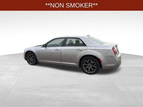 2018 Chrysler 300 S