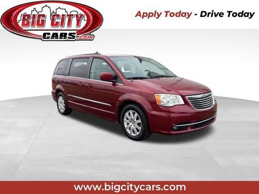 2016 Chrysler Town & Country Touring