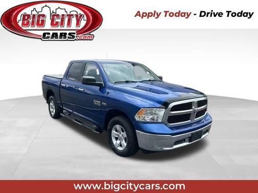 2017 RAM 1500 SLT