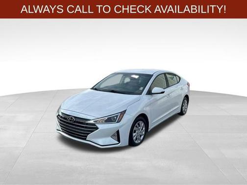 2020 Hyundai ELANTRA SE