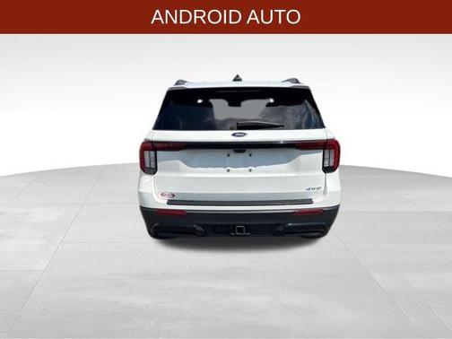 White Metallic 2025 Ford Explorer ST-Line