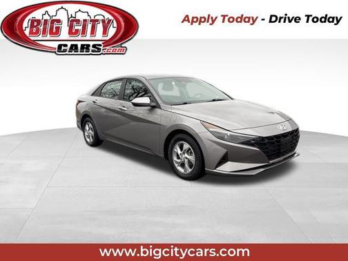 2023 Hyundai ELANTRA SE