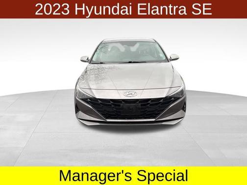2023 Hyundai ELANTRA SE