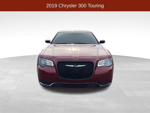 2019 Chrysler 300 Touring