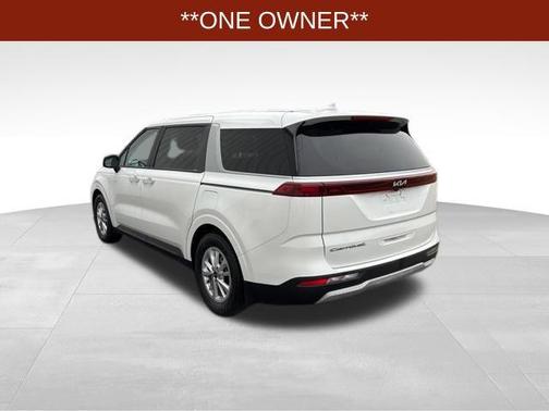 2022 Kia Carnival LX