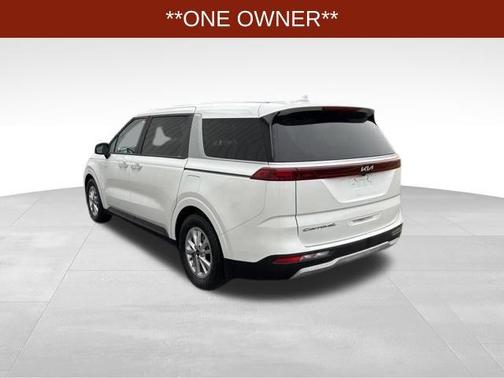 2022 Kia Carnival LX