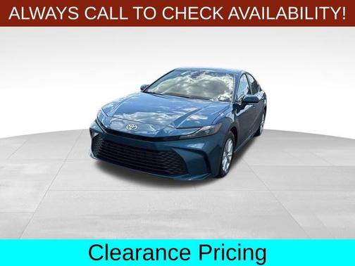 2025 Toyota Camry LE